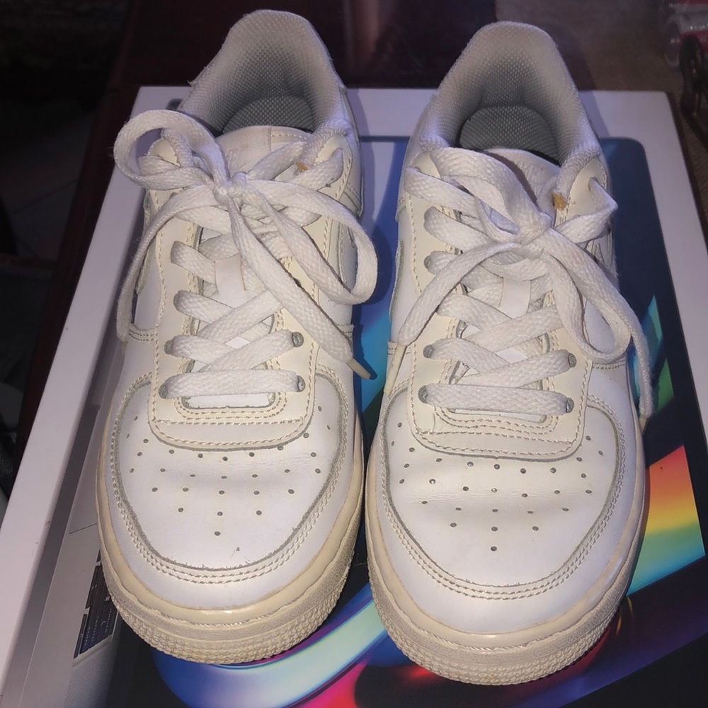 Nike white Air Force size 4.5Y 6 in women